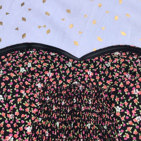 NWOT Black and Floral Strapless Dress S - Picture 10 of 16